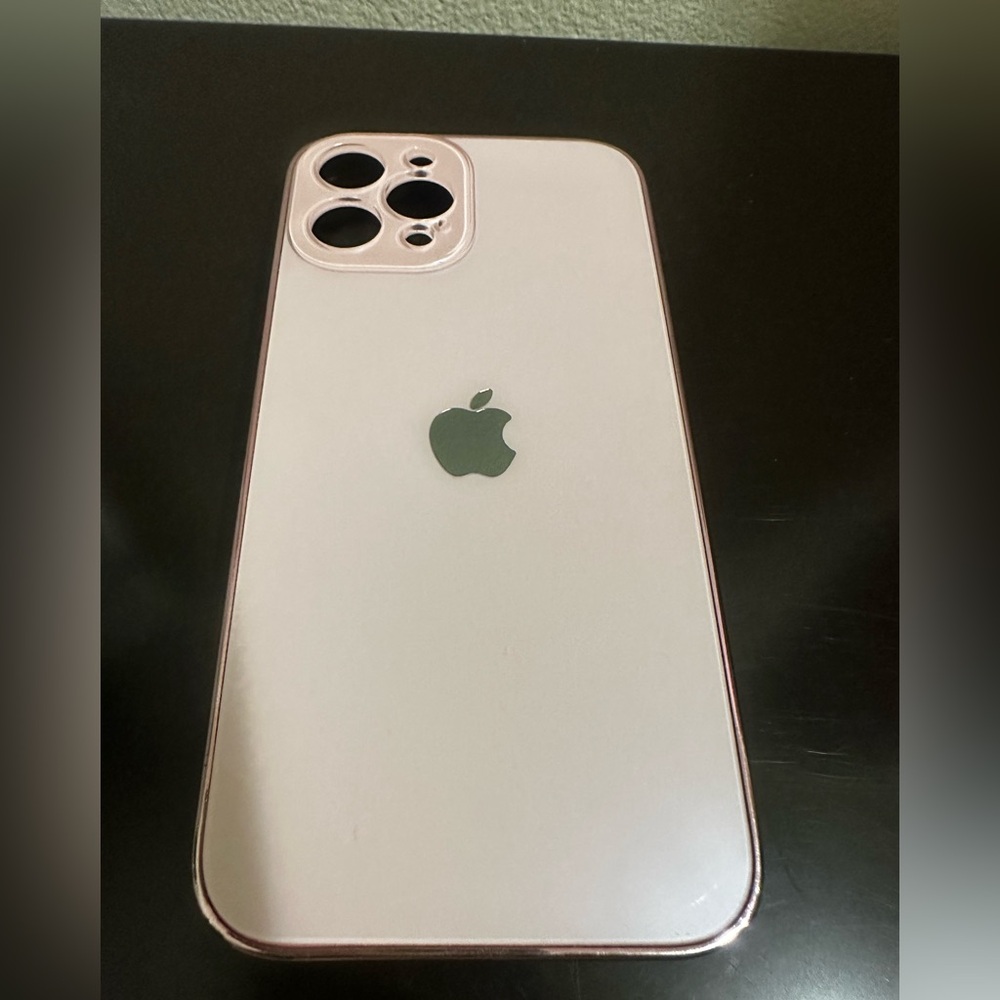 APPLE IPHONE CASE - Picture 2 of 6